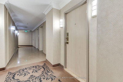 40 Harding Boulevard W • #301 • Richmond Hill, ON photo 4