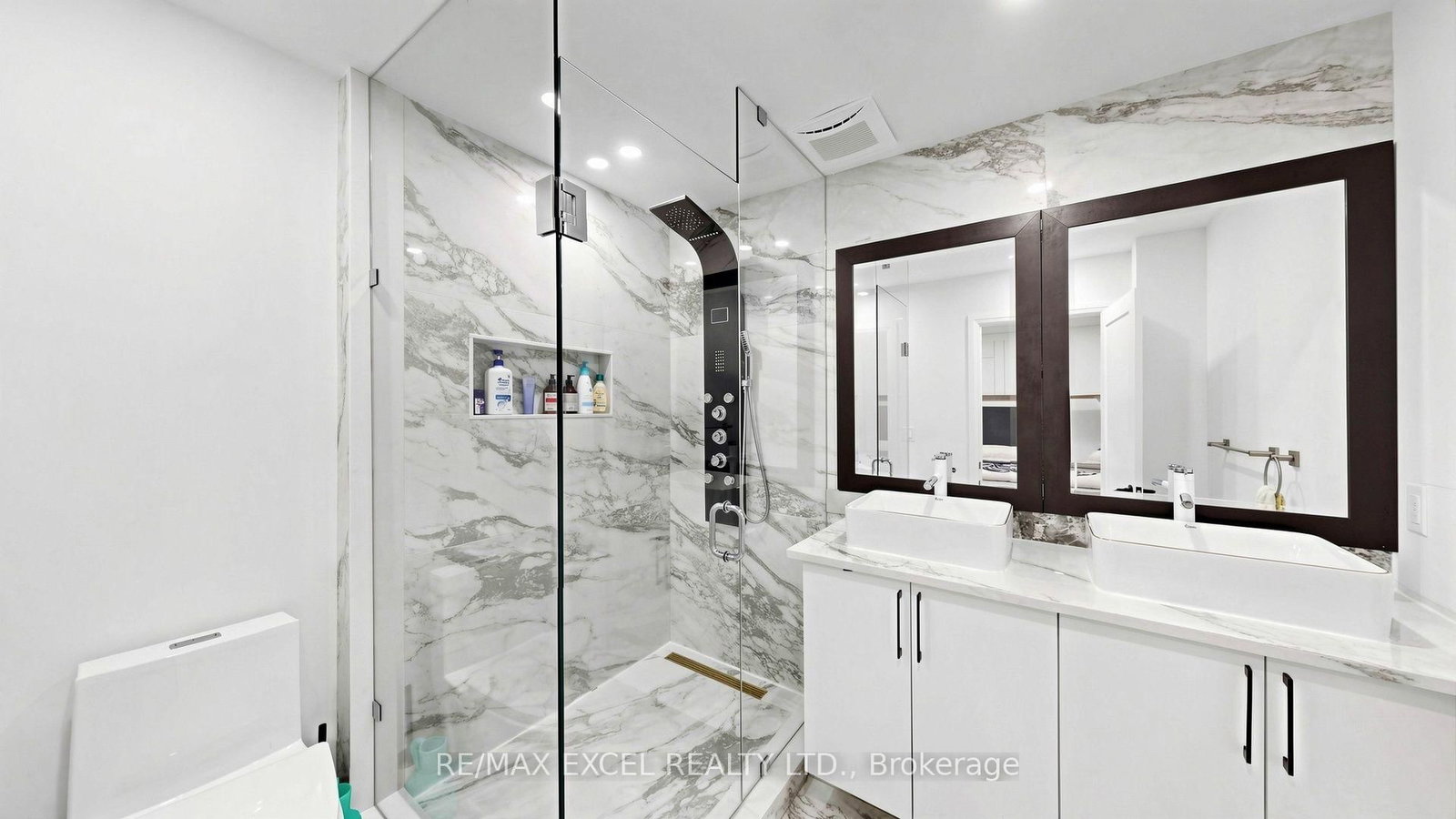 332 Dixon Boulevard • Newmarket, ON photo 22