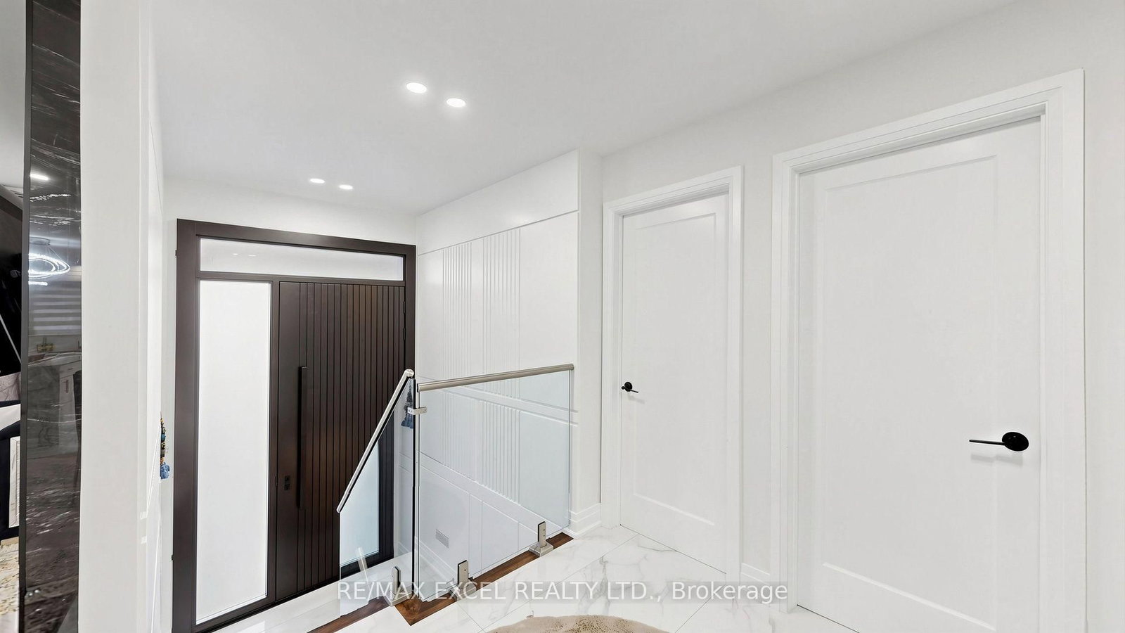 332 Dixon Boulevard • Newmarket, ON photo 26