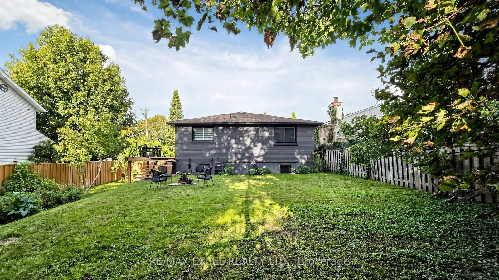 332 Dixon Boulevard • Newmarket, ON photo 42