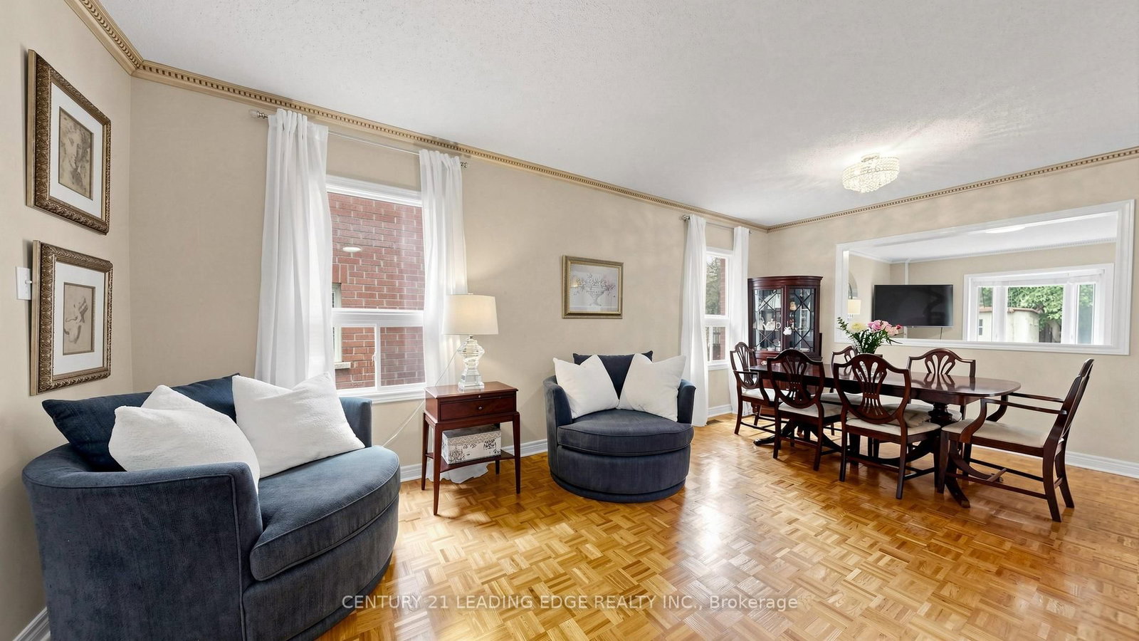 168 Valentina Drive • Markham, ON photo 6