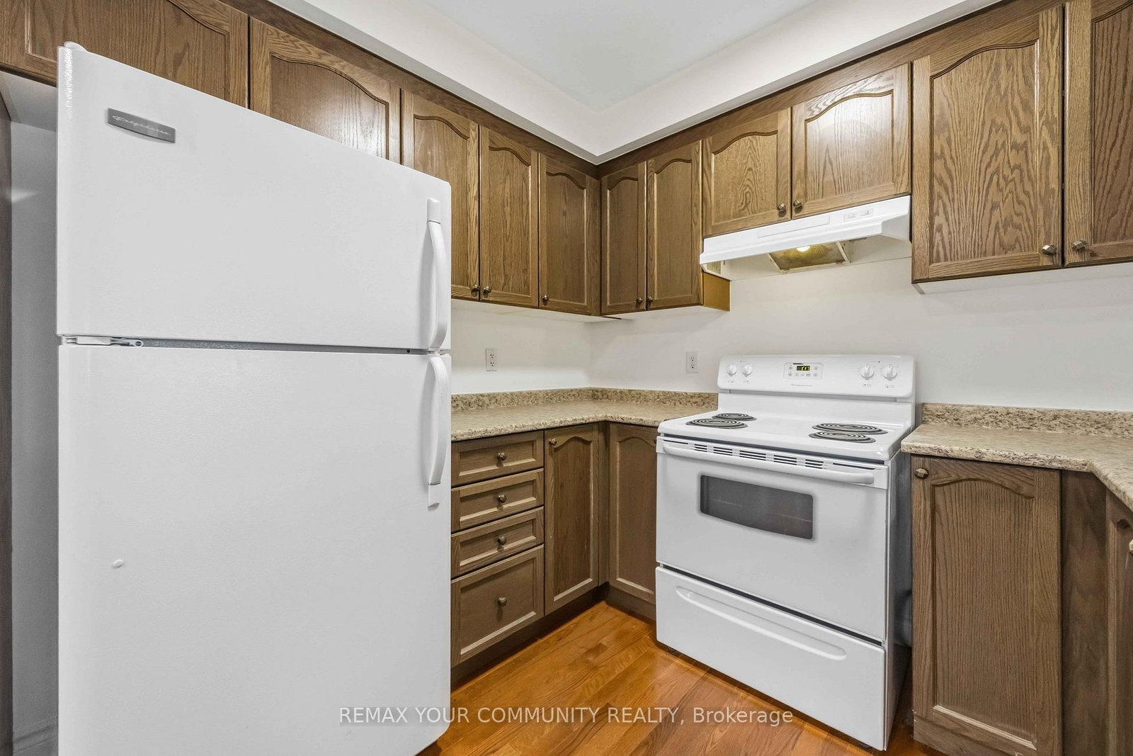 17 Latitude Lane • Whitchurch-Stouffville, ON photo 16
