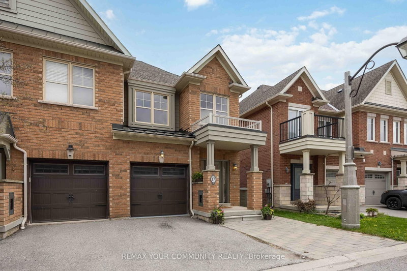 17 Latitude Lane