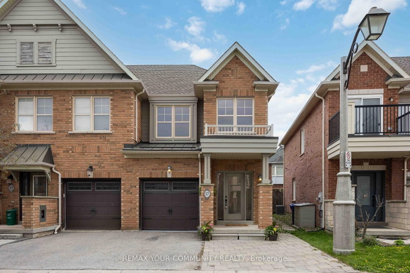 17 Latitude Lane