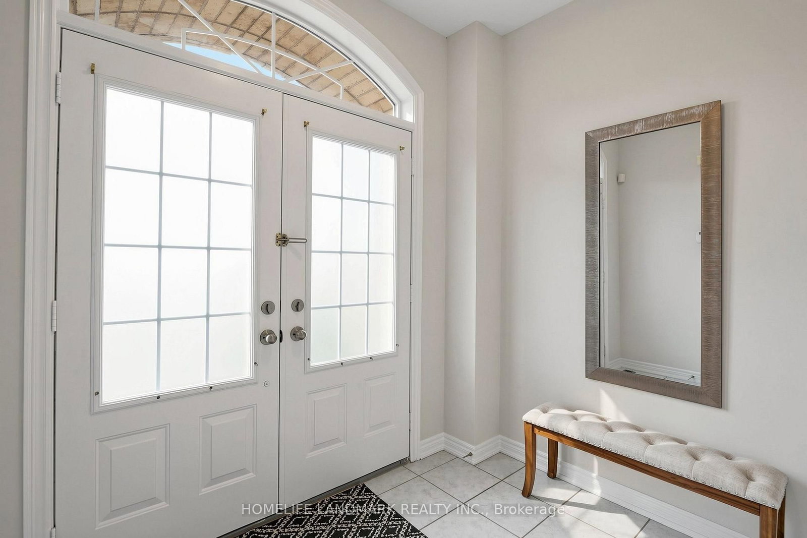 30 Edelweiss Avenue • Richmond Hill, ON photo 3