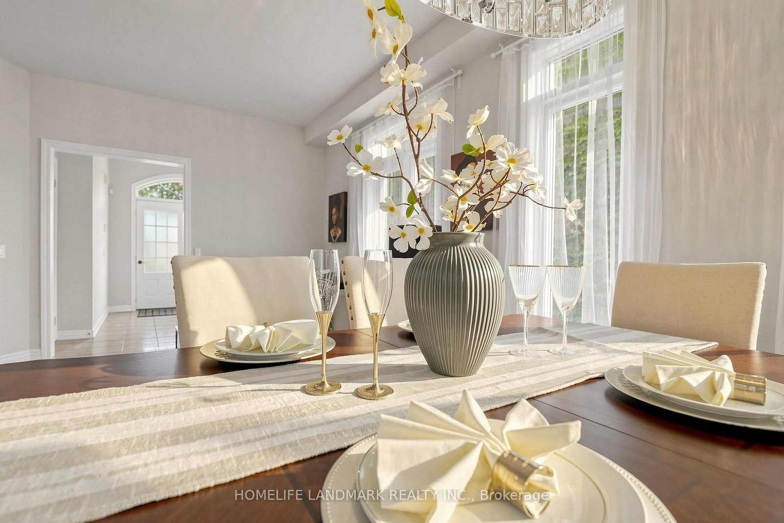 30 Edelweiss Avenue • Richmond Hill, ON photo 9