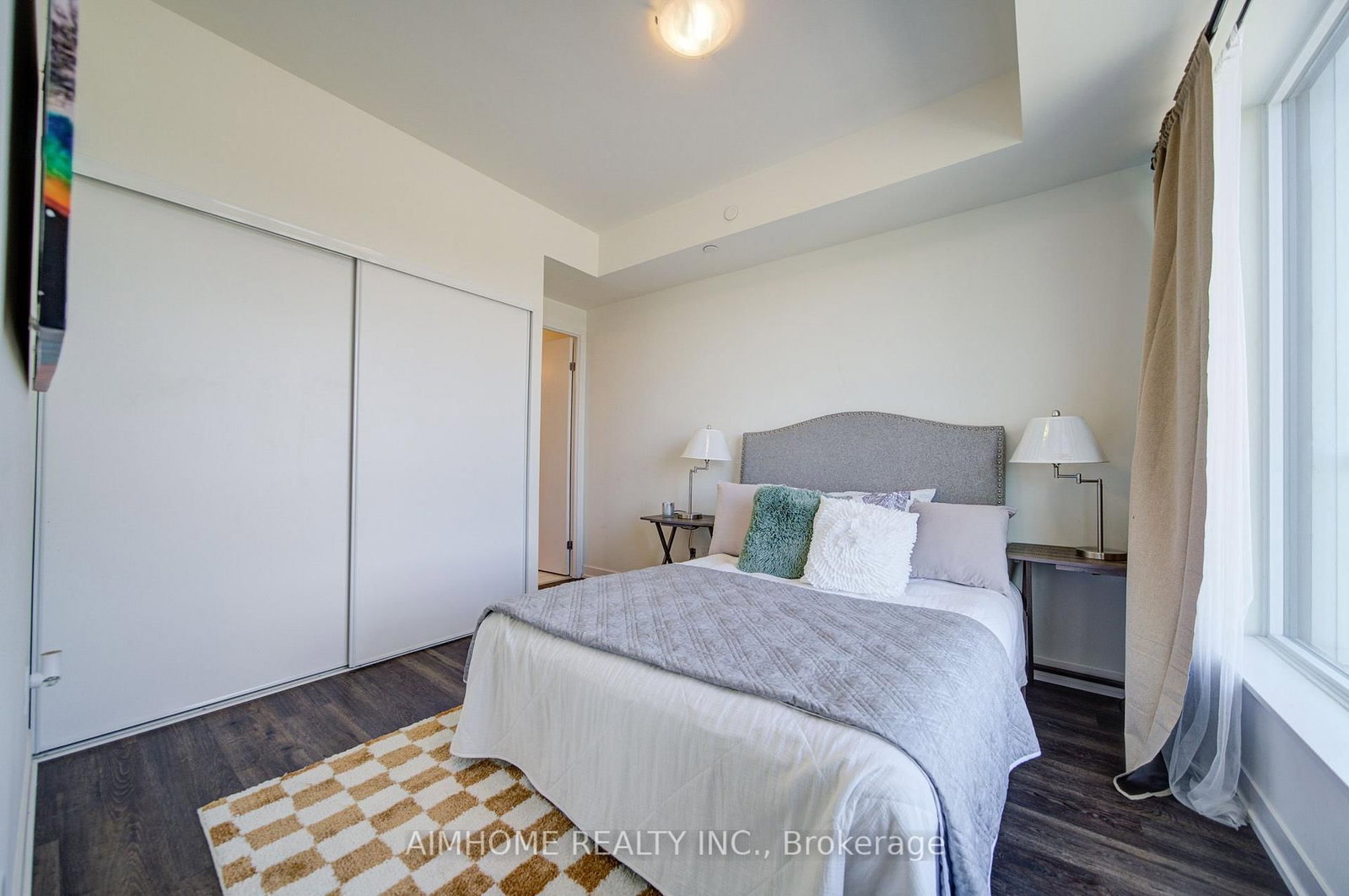 2 David Eyer Road E • #829 • Richmond Hill, ON photo 12