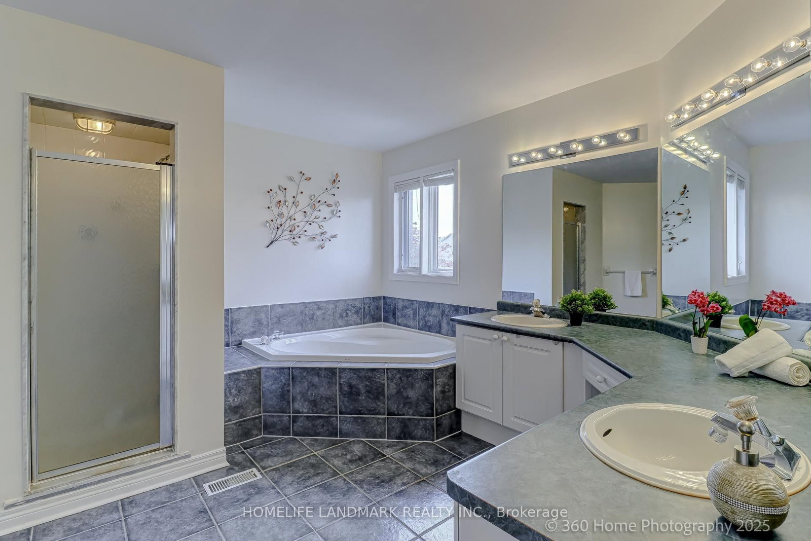 211 Frank Endean Road • Richmond Hill, ON photo 25