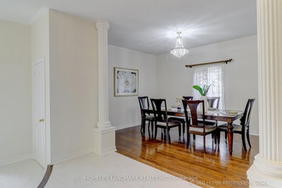 211 Frank Endean Road • Richmond Hill, ON photo 5
