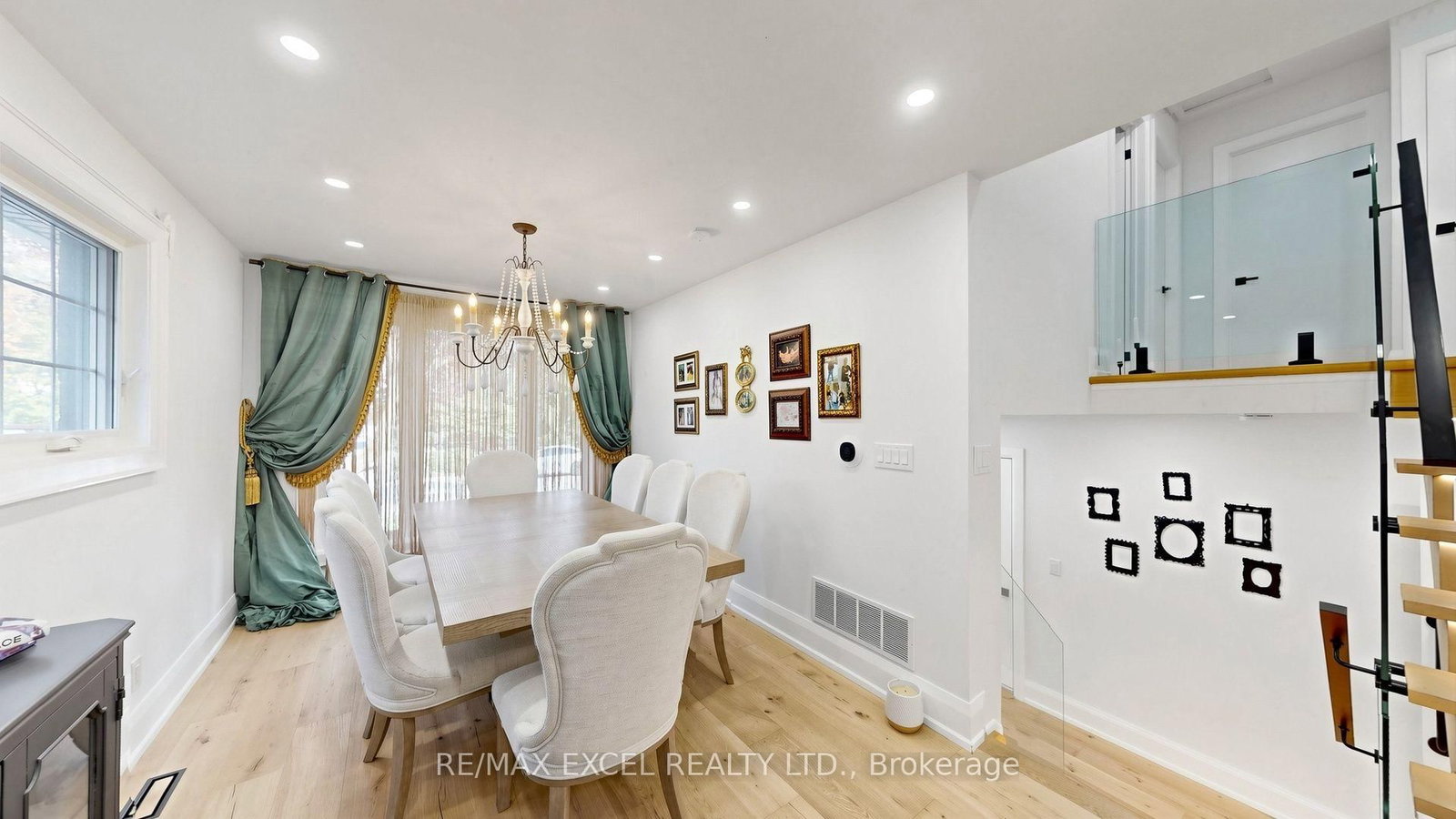 800 Pam Crescent • Newmarket, ON photo 11