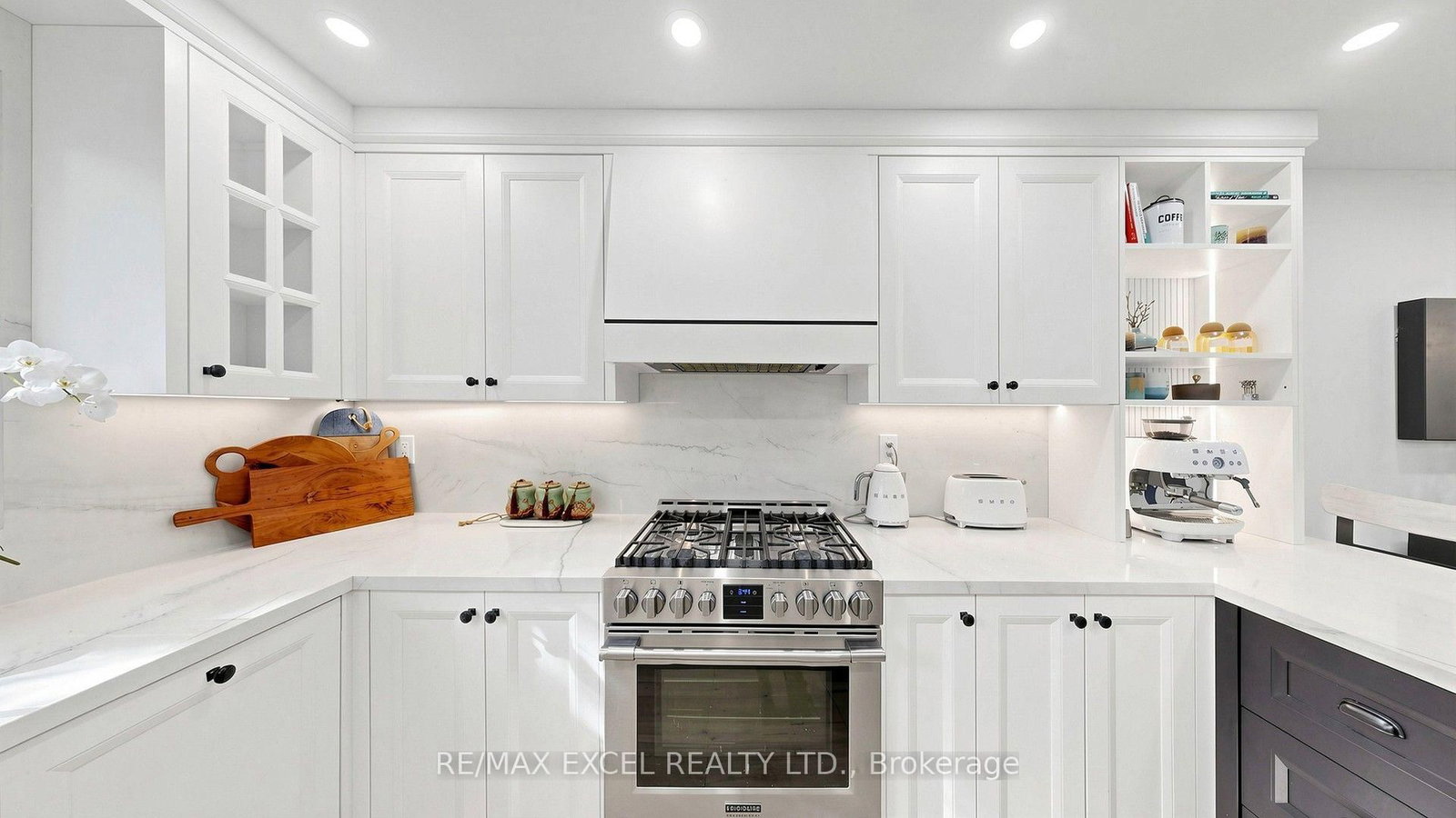 800 Pam Crescent • Newmarket, ON photo 18