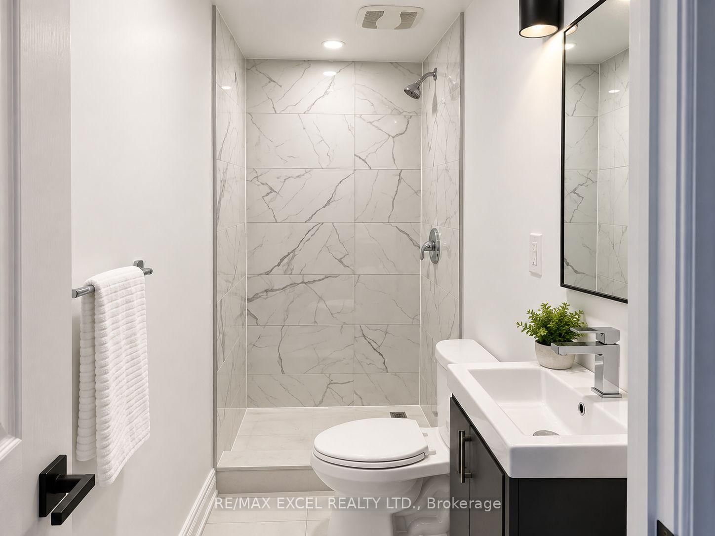 800 Pam Crescent • Newmarket, ON photo 38