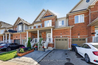 164 Matthewson Avenue • Bradford West Gwillimbury, ON photo 2