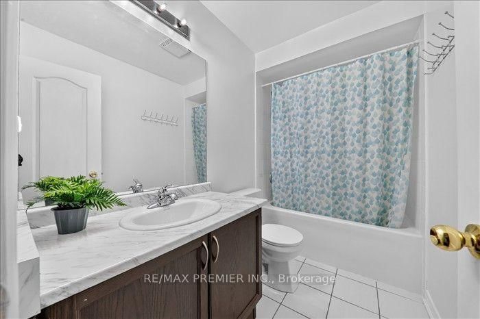 164 Matthewson Avenue • Bradford West Gwillimbury, ON photo 21
