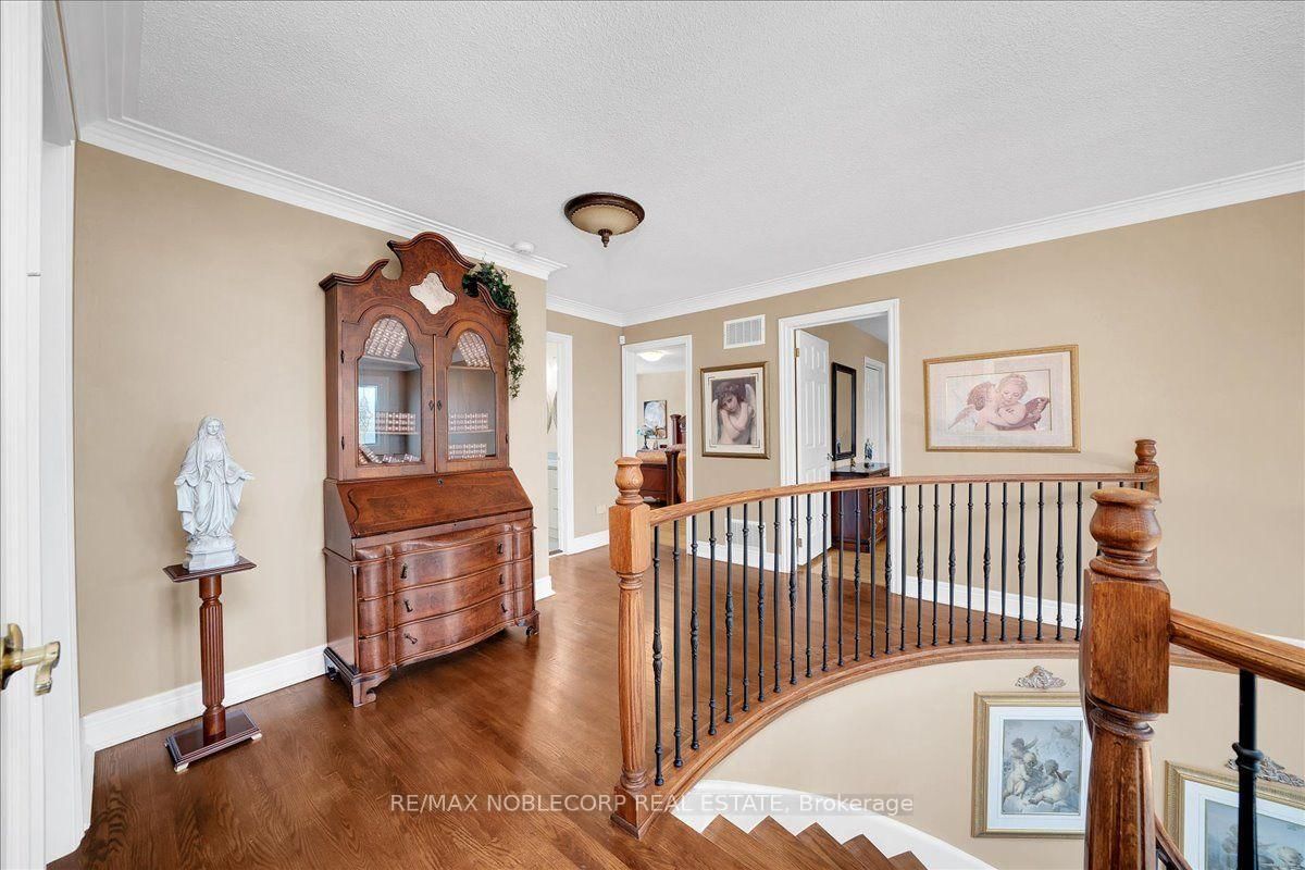 109 Wigwoss Drive • Vaughan, ON photo 26
