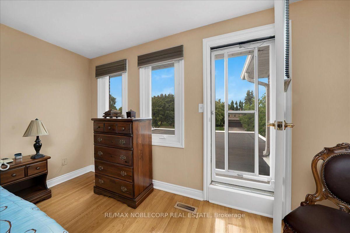 109 Wigwoss Drive • Vaughan, ON photo 33