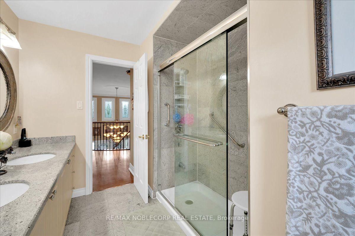 109 Wigwoss Drive • Vaughan, ON photo 37