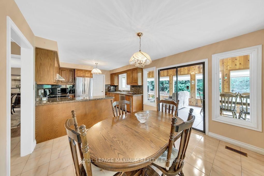 51 Squire Graham Lane • Vaughan, ON photo 12