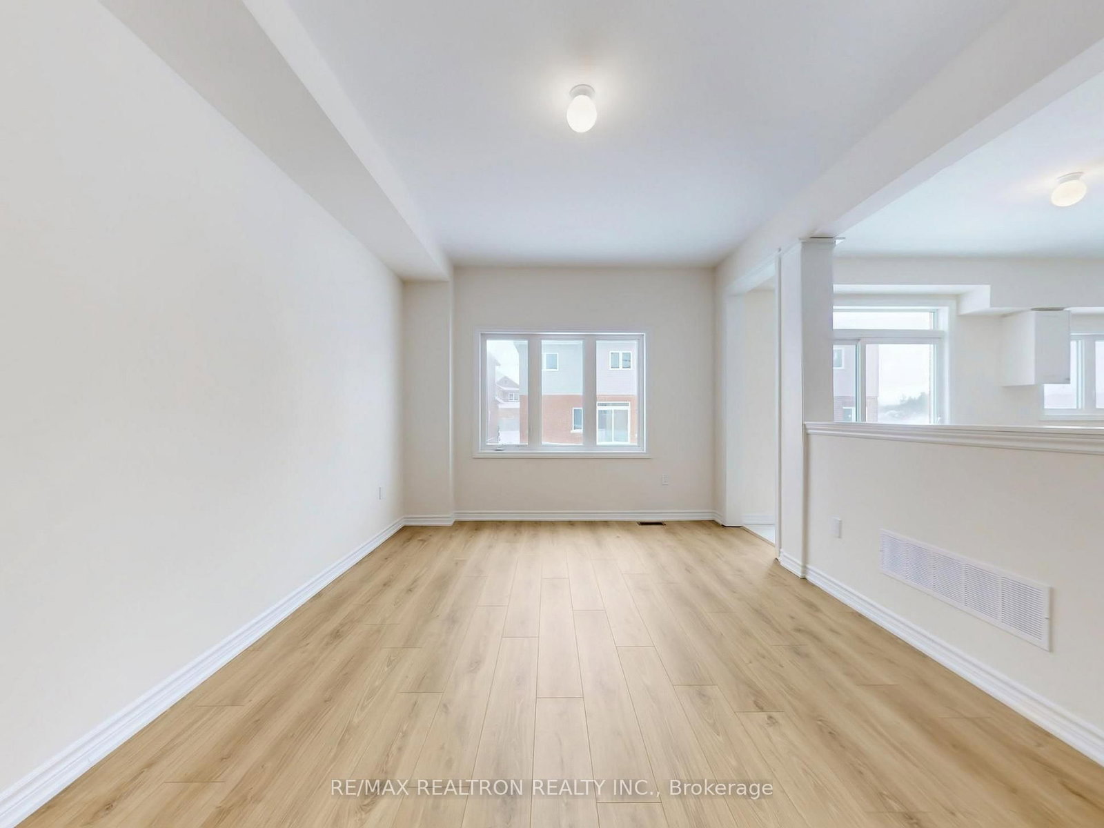 6 Grieve Avenue • Georgina, ON photo 10