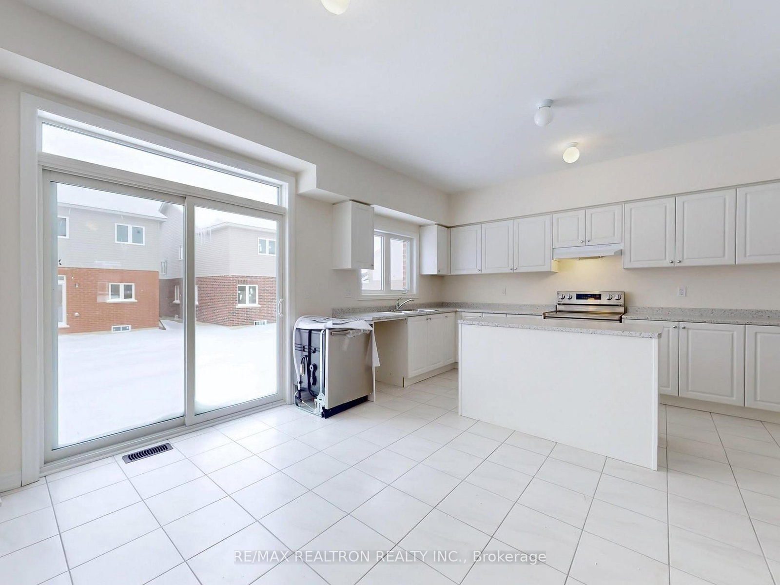 6 Grieve Avenue • Georgina, ON photo 23