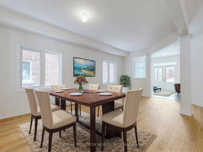 6 Grieve Avenue • Georgina, ON photo 3