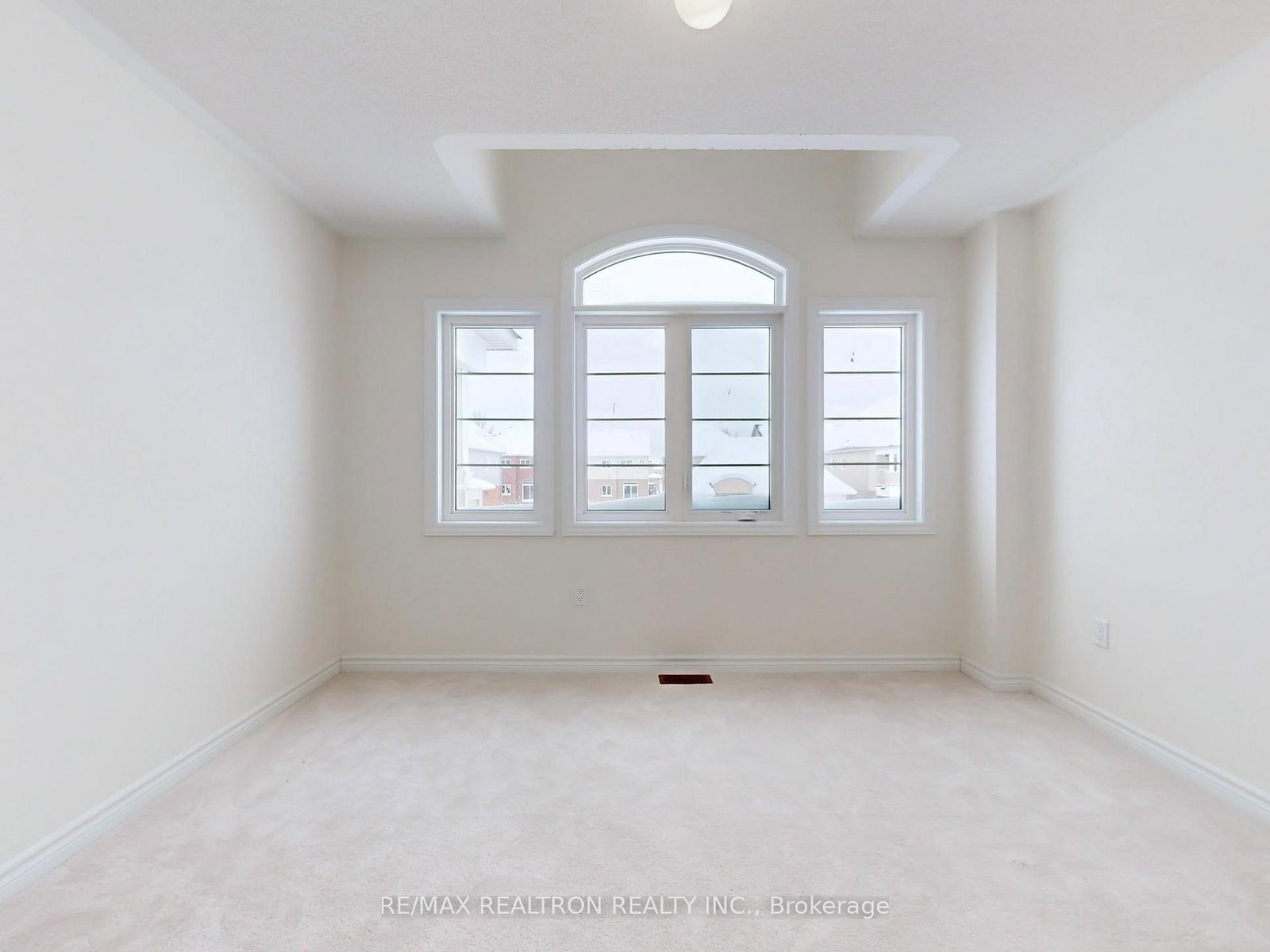 6 Grieve Avenue • Georgina, ON photo 37