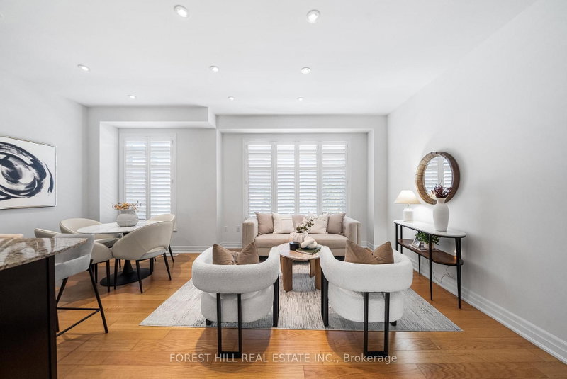 25 Beverley Glen Boulevard