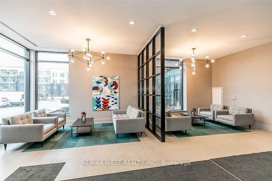 555 William Graham Drive • #344 • Aurora, ON photo 2