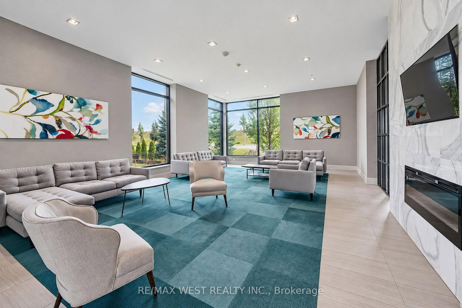 555 William Graham Drive • #344 • Aurora, ON photo 3