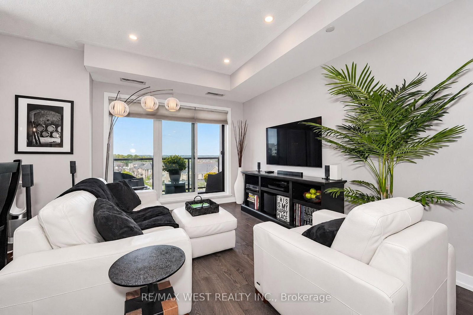 555 William Graham Drive • #344 • Aurora, ON photo 6