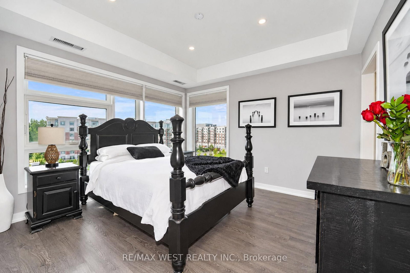 555 William Graham Drive • #344 • Aurora, ON photo 8