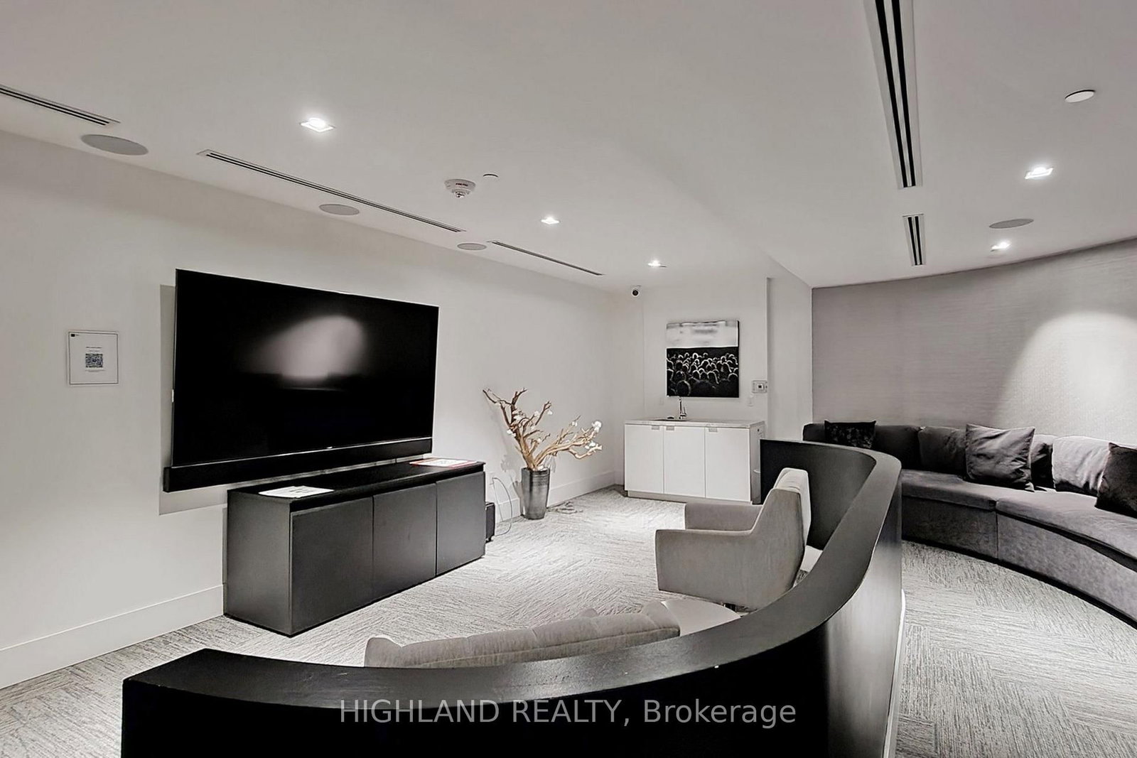 2916 Highway 7 • #3602 • Vaughan, ON photo 16
