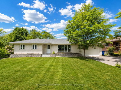 88 Riverglen Drive • Georgina, ON photo 3