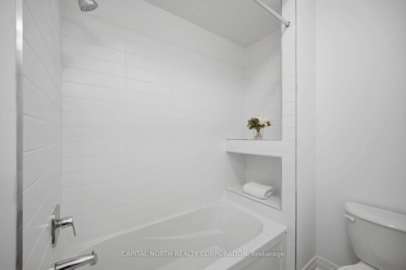 2A McCachen Street • Richmond Hill, ON photo 39