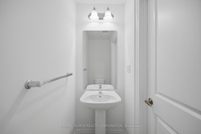 2A McCachen Street • Richmond Hill, ON photo 6