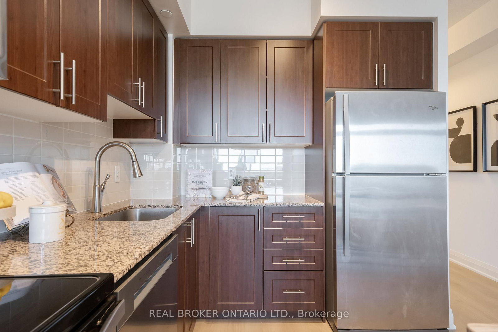 85 North Park Road • #1214 • Vaughan, ON photo 9