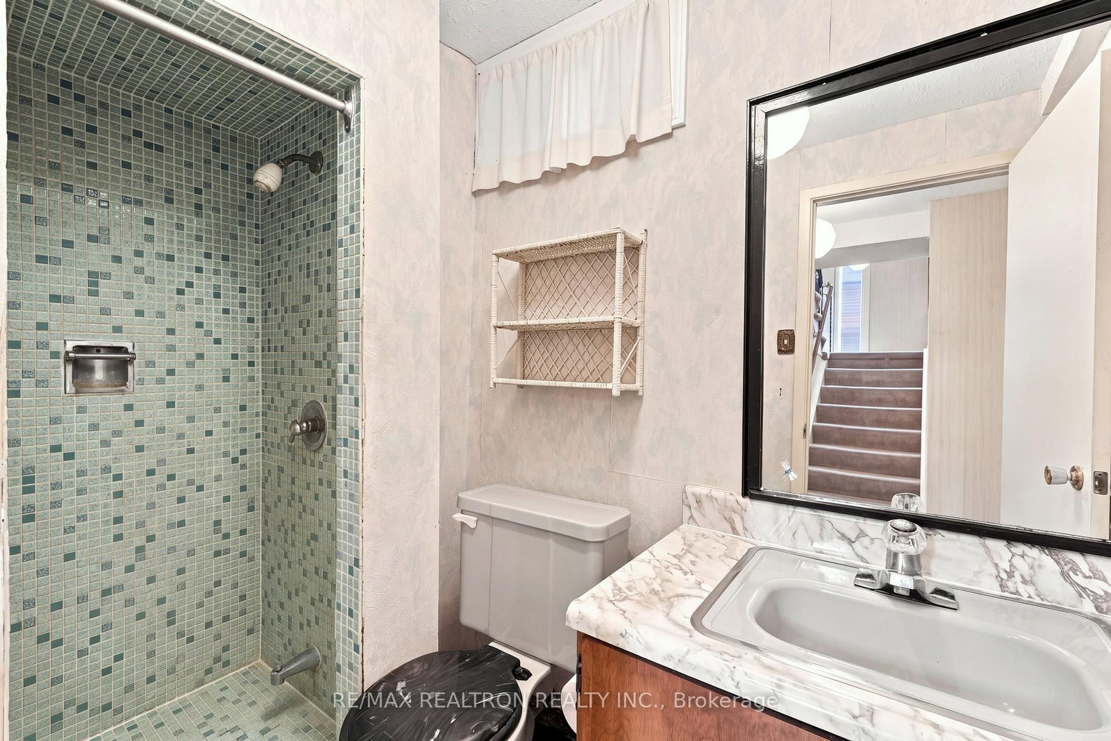 397 Sandford Street • Newmarket, ON photo 32