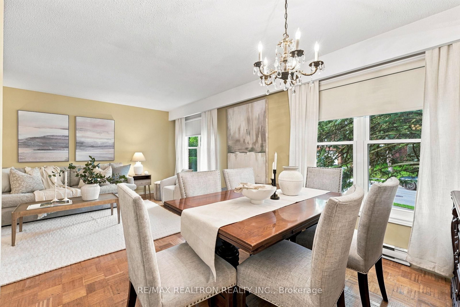 397 Sandford Street • Newmarket, ON photo 9