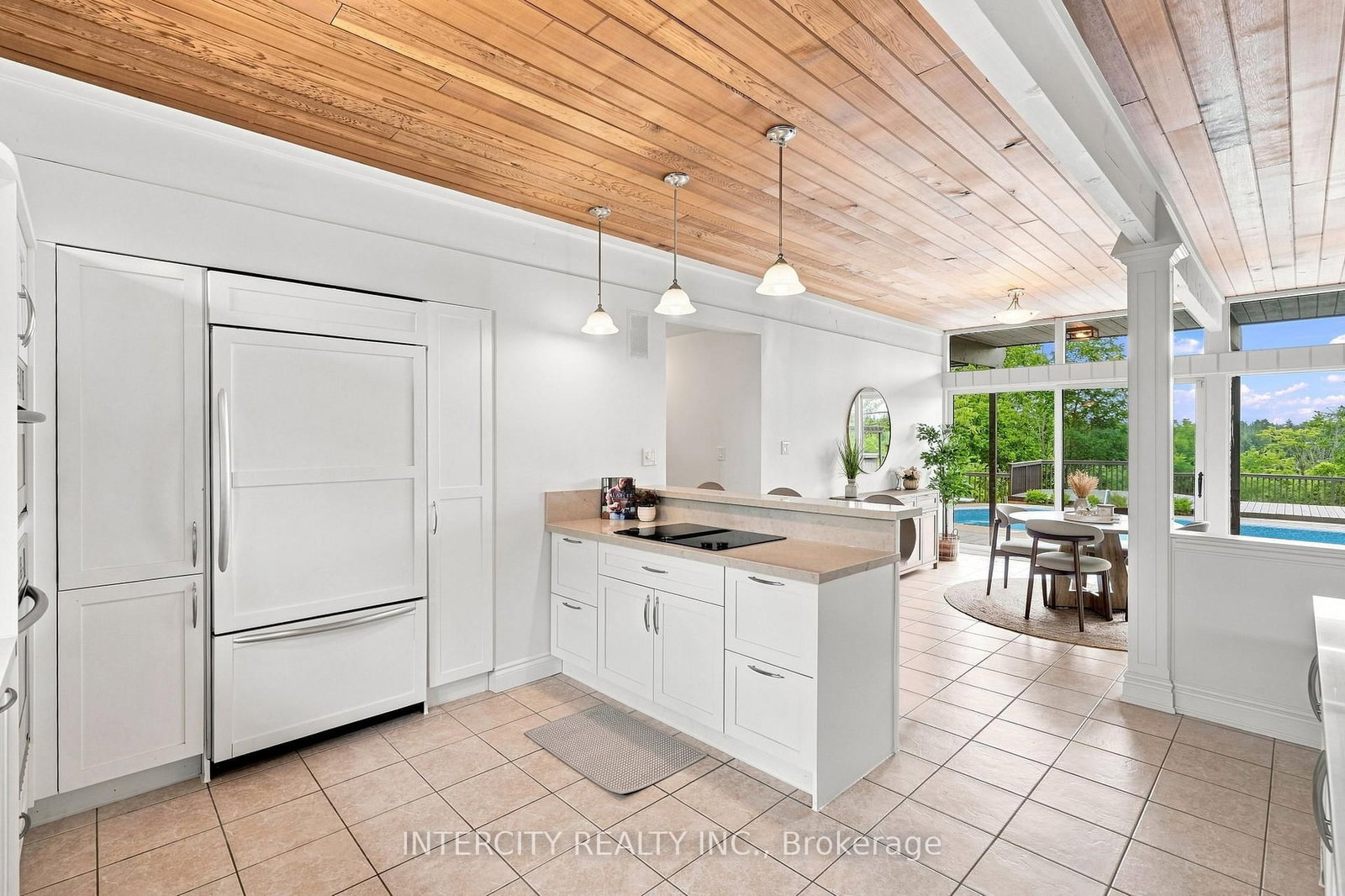 100 Ravendale Court • Vaughan, ON photo 11