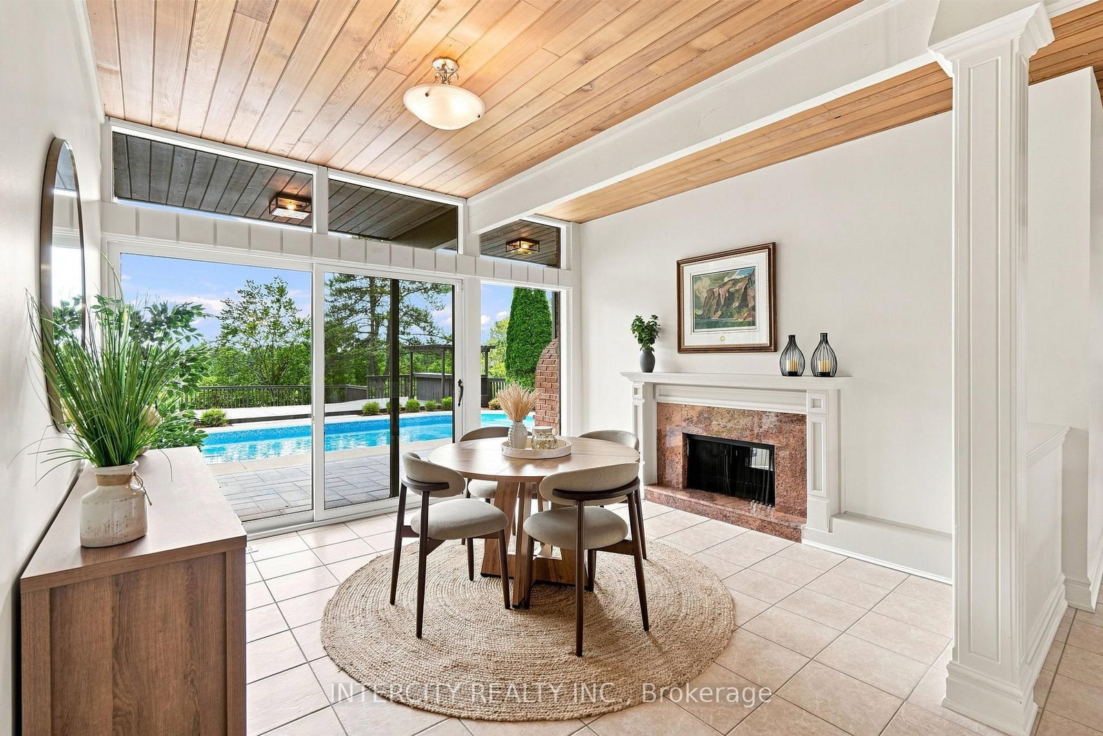 100 Ravendale Court • Vaughan, ON photo 13