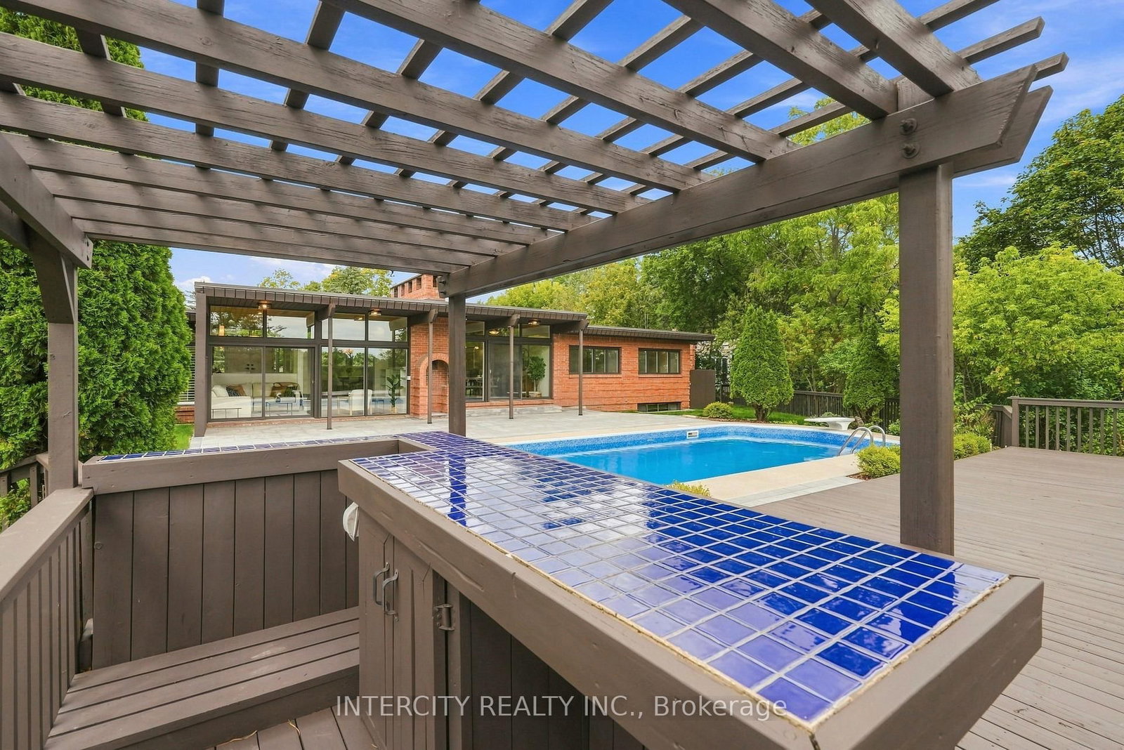100 Ravendale Court • Vaughan, ON photo 31