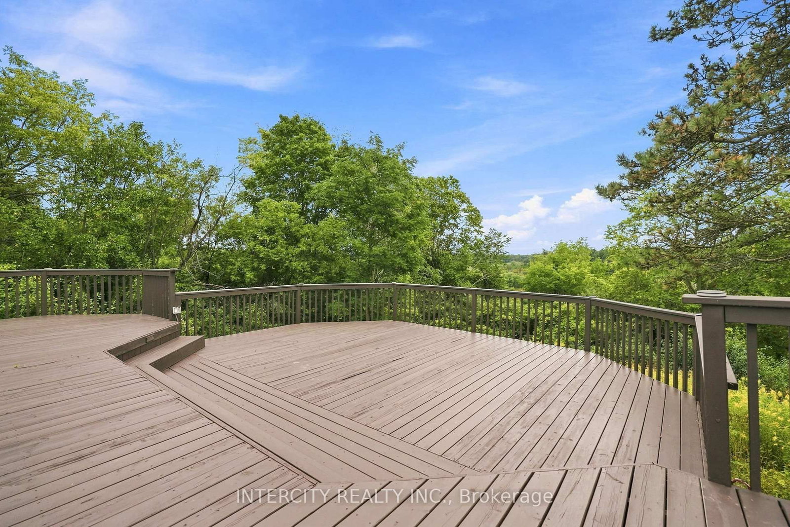 100 Ravendale Court • Vaughan, ON photo 33