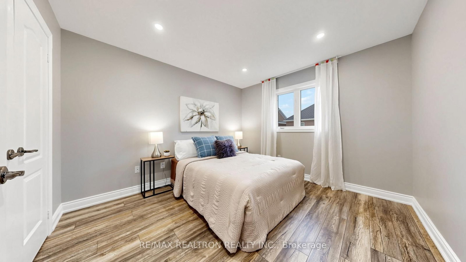 492 Pleasant Ridge Avenue • Vaughan, ON photo 17