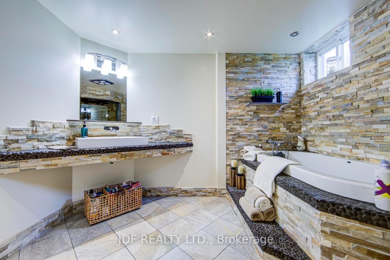 2544 Tottenham Road • New Tecumseth, ON photo 37