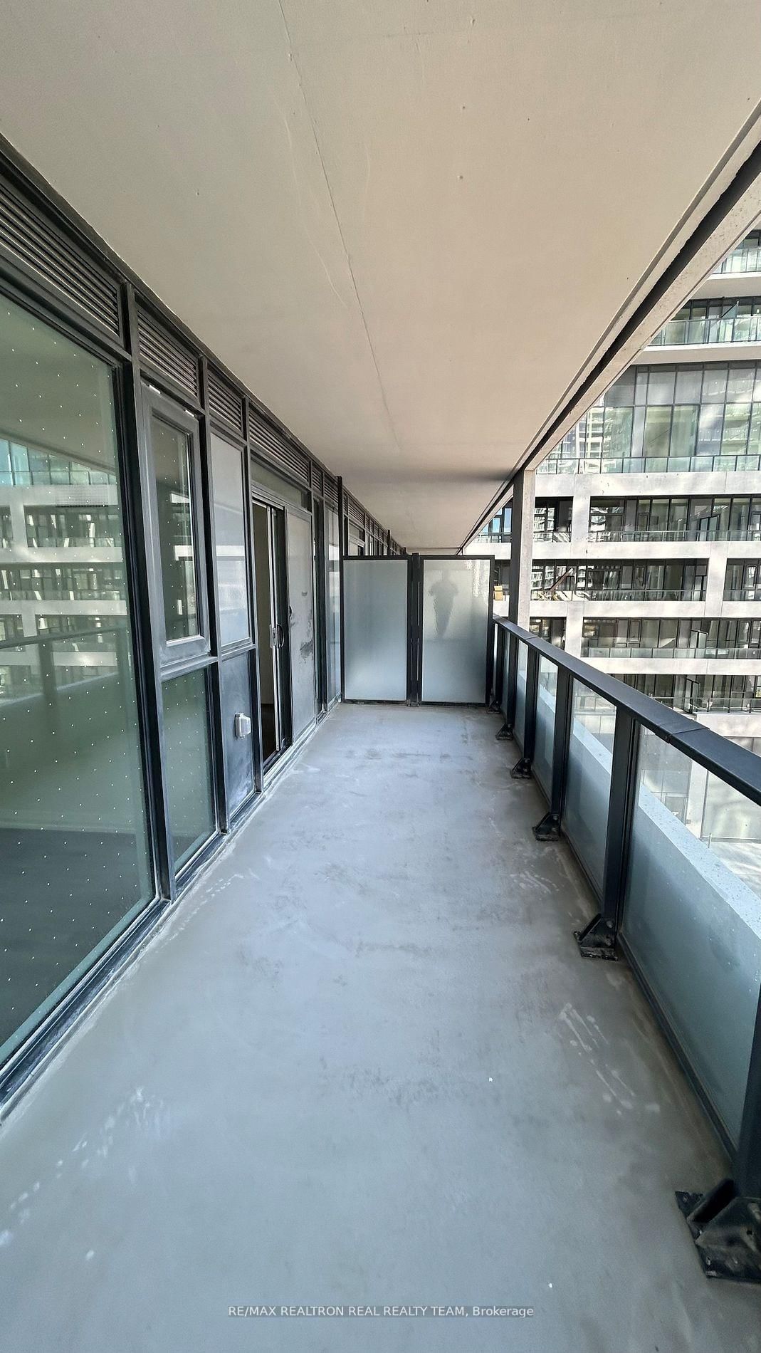 418-8960 Jane St, Vaughan, view 16