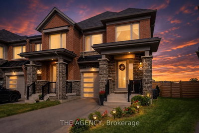 33 Flower Garden Trail • Whitchurch-Stouffville, ON photo 2