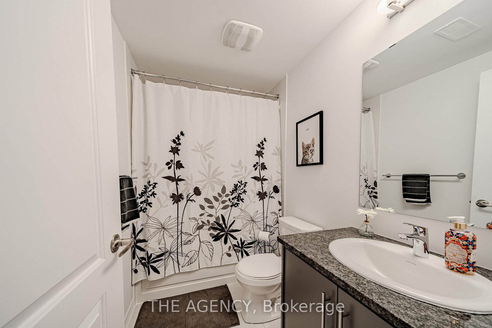 33 Flower Garden Trail • Whitchurch-Stouffville, ON photo 44