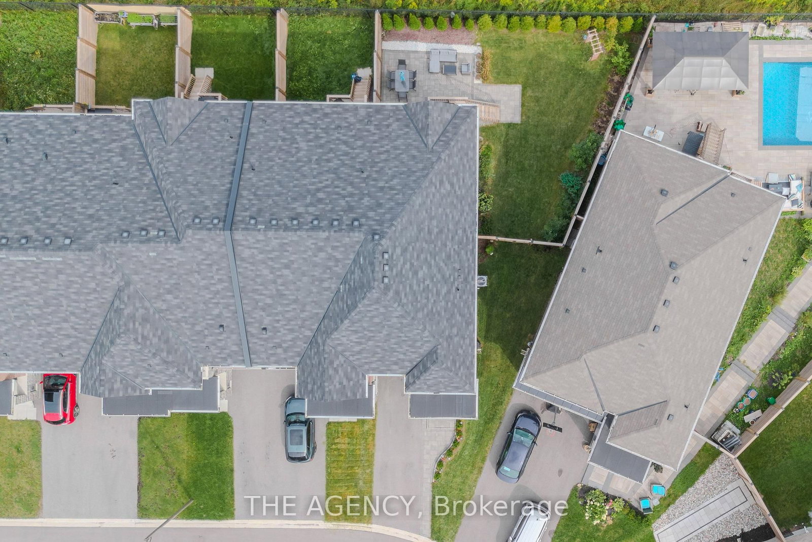 33 Flower Garden Trail • Whitchurch-Stouffville, ON photo 6