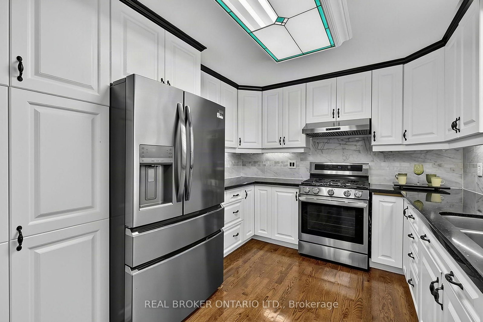 222 Park Avenue • East Gwillimbury, ON photo 13