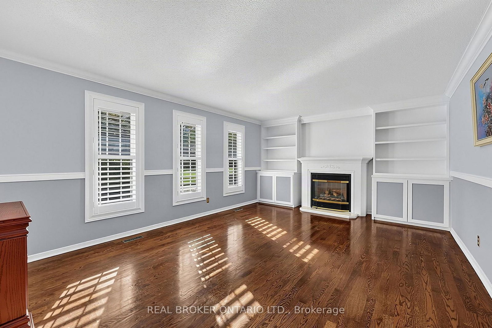 222 Park Avenue • East Gwillimbury, ON photo 6